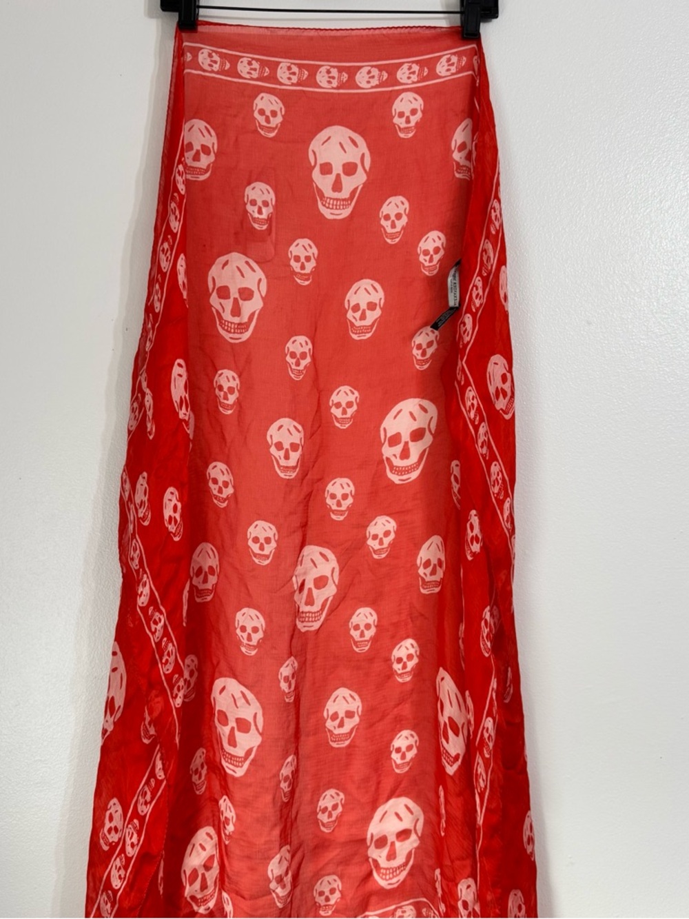 Alexander McQueen 100% Silk Red Skull Print Scarf